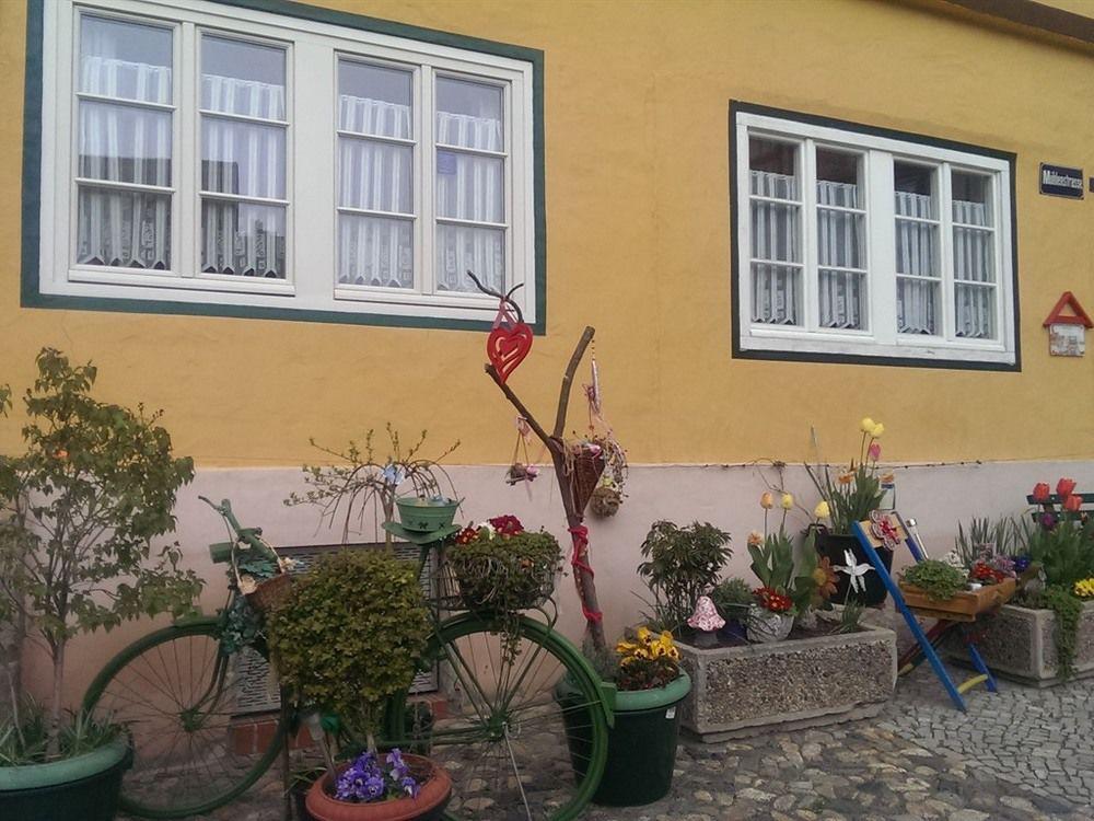 Apartments Unter Dem Schloss Quedlinburg Exterior photo